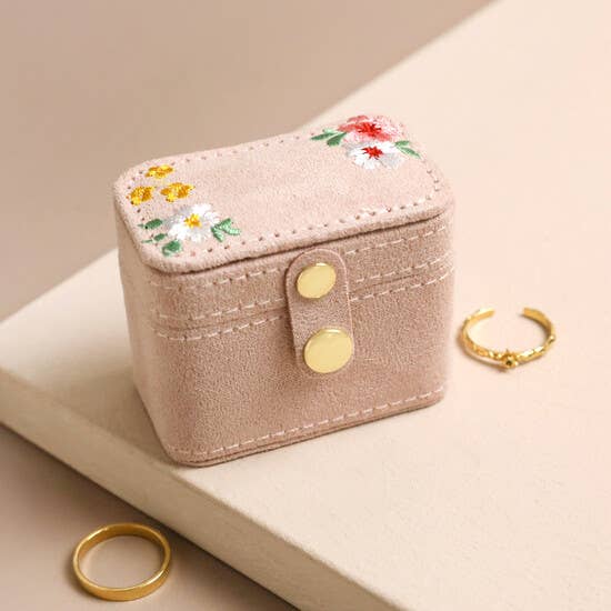 Embroidered Flowers Petite Velvet Travel Ring Box