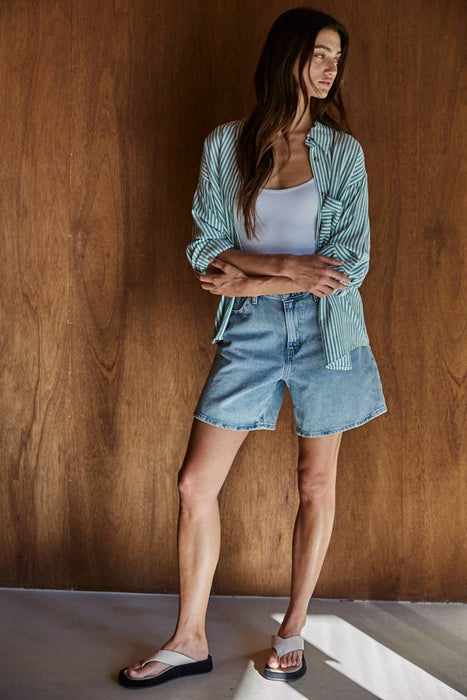 L5611 | Woven Cotton Collar Neck Button Front Long Sleeve