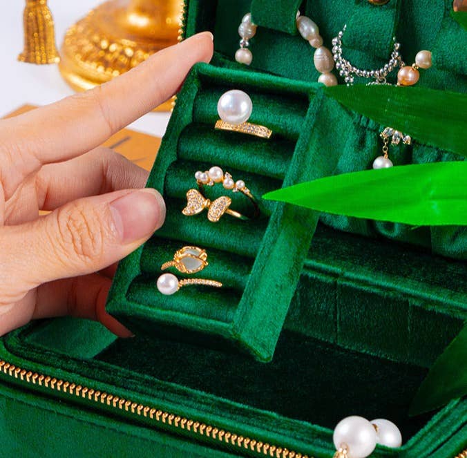 Double-Deck Plush Velvet Jewelry Box for Women Men Girls