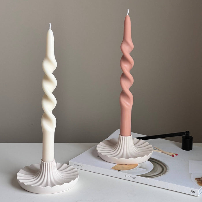 Round Elegant Candlestick Holder