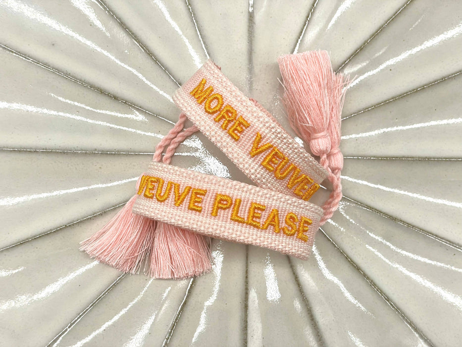 MORE VEUVE PLEASE Statement Bracelet woven, embroidered
