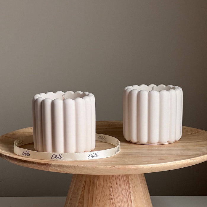 Ribbed Jar Soy Wax Candle (clio)