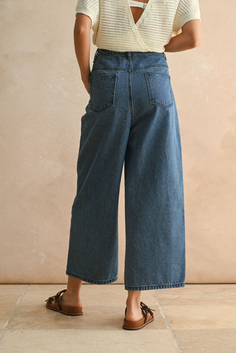 MINI PLEAT FRONT RELAXED DENIM PANTS