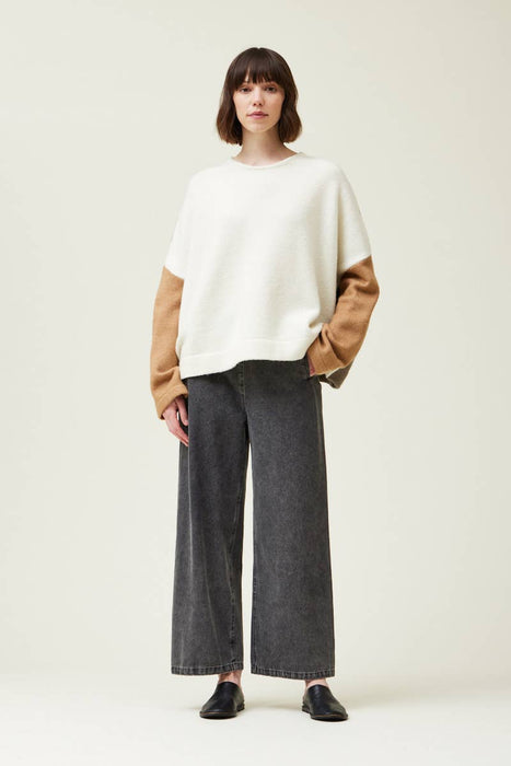 COLOR BLOCK PULLOVER