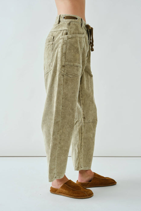 BARREL CORDUROY PANTS WITH EYELET WAIST