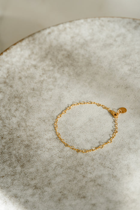Tiny Heart Bracelet