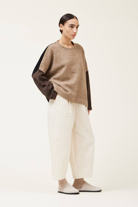 COLOR BLOCK PULLOVER