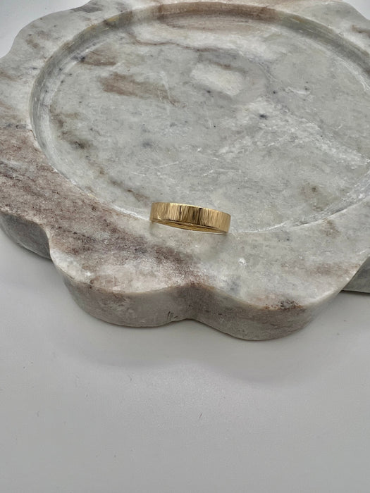 Aligned Ring / Fine Jewelry