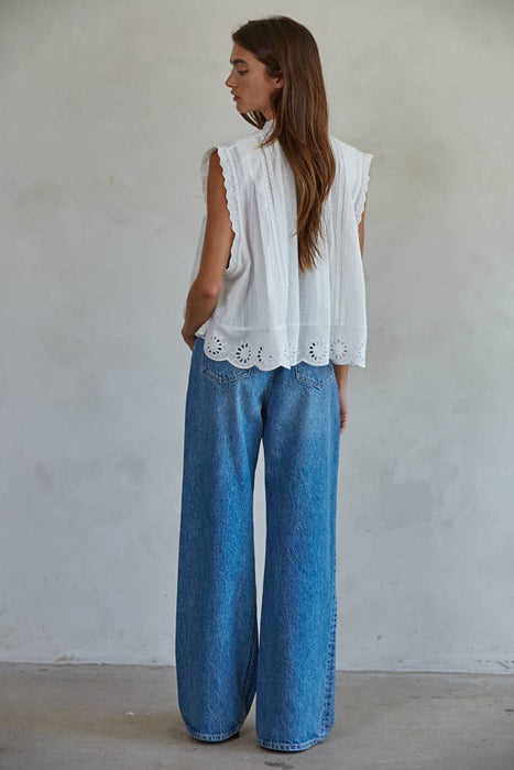 Woven Cotton Eyelet Buttondown Sleeveless Top