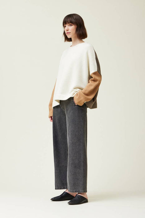 COLOR BLOCK PULLOVER