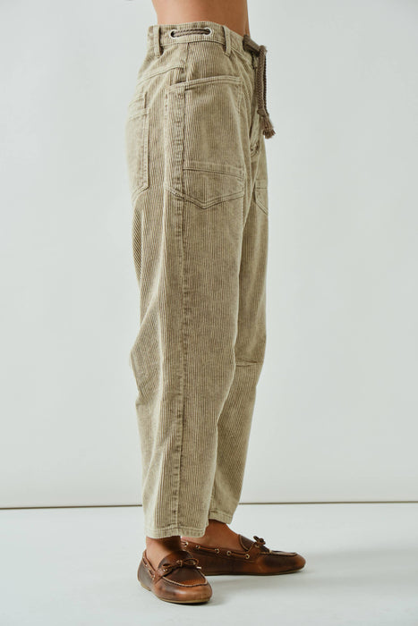 BARREL CORDUROY PANTS WITH EYELET WAIST