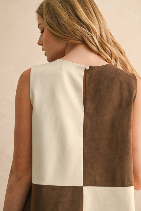 SUEDE COLOR CONTRASTED SHIFT DRESS