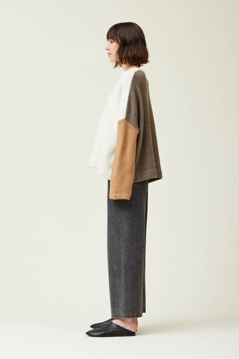 COLOR BLOCK PULLOVER
