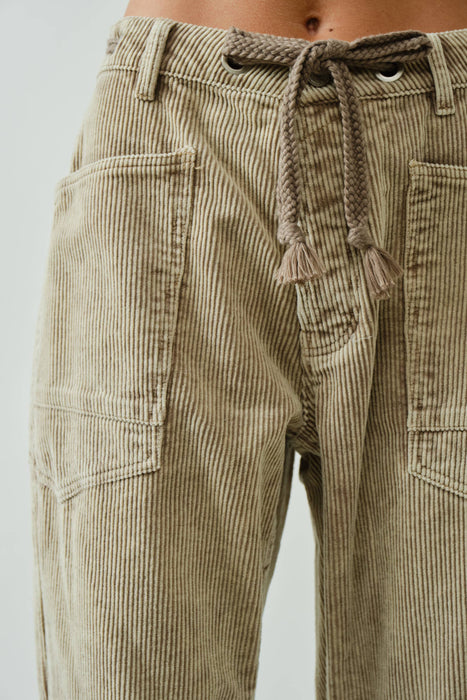 BARREL CORDUROY PANTS WITH EYELET WAIST